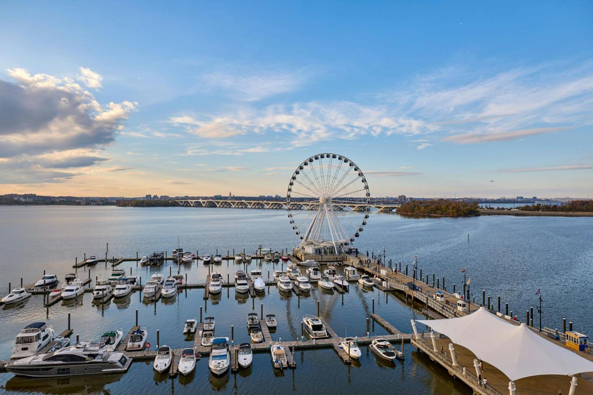 Hotel The Westin Washington National Harbor Extérieur photo